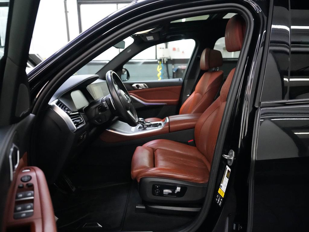 Used 2023 BMW X5 M50i w/ Executive Package AWD/4WD image 32