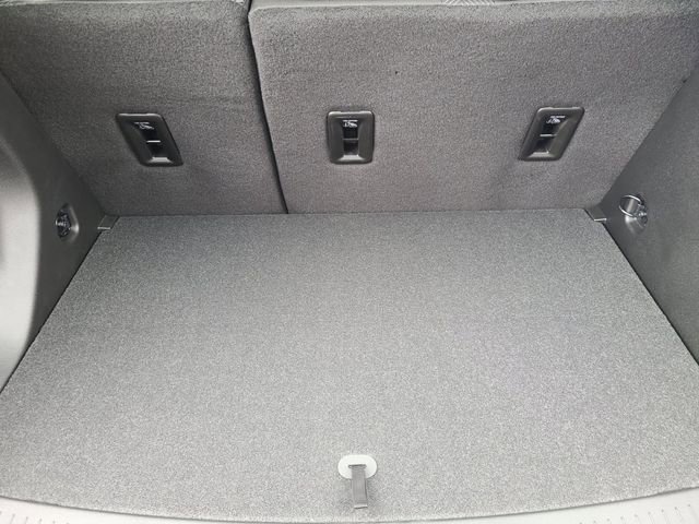 New 2027 Chevrolet Bolt LT w/ Comfort Package image 6