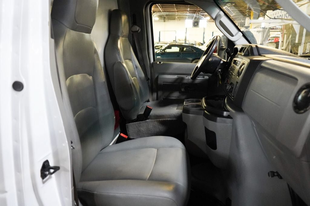 Used 2019 Ford E-350 and Econoline 350 Super Duty w/ Power Windows & Locks Group RWD image 16