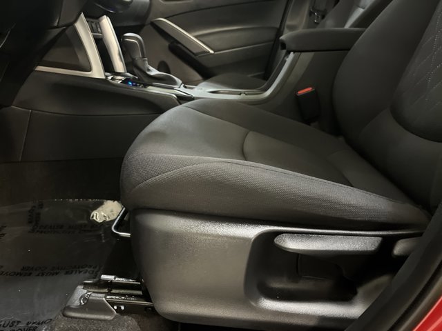 Used 2023 Toyota Corolla Cross LE w/ Moonroof Package AWD/4WD image 16