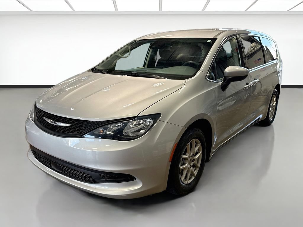 Used 2023 Chrysler Voyager LX FWD video 1