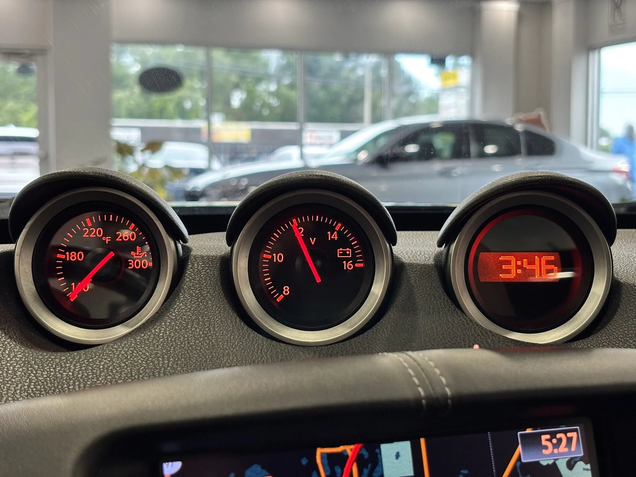 Used 2019 Nissan 370Z Touring RWD image 19