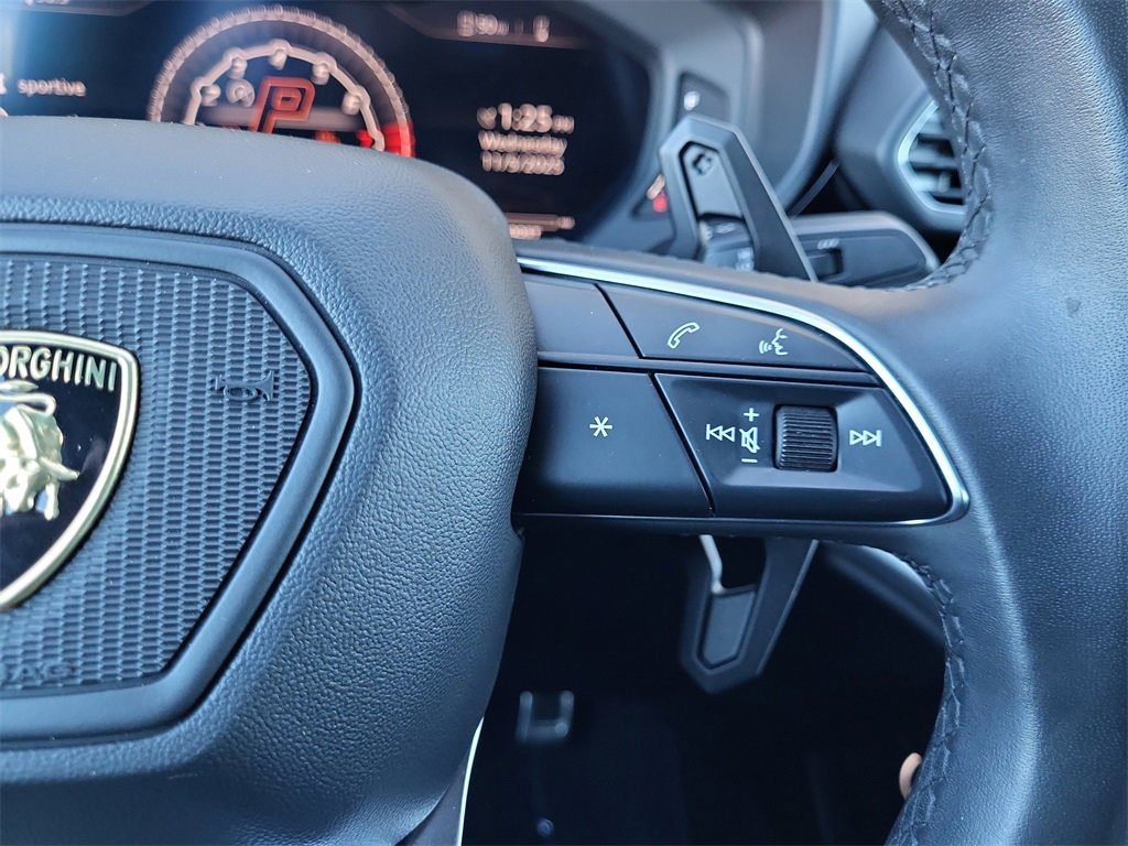 Used 2019 Lamborghini Urus image 24