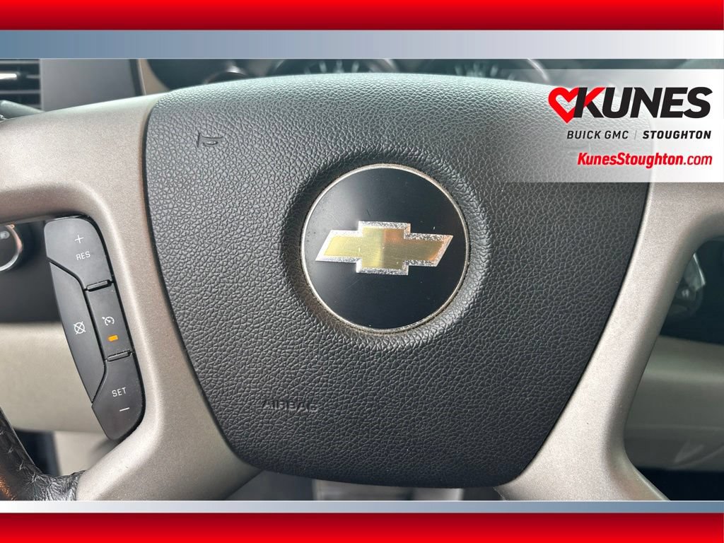 Used 2009 Chevrolet Silverado 1500 LT w/ Power Pack Plus AWD/4WD image 17