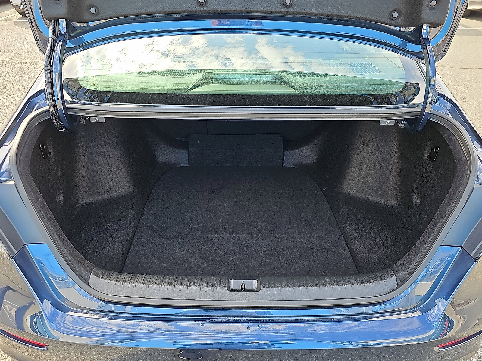 Used 2025 Honda Accord SE image 30