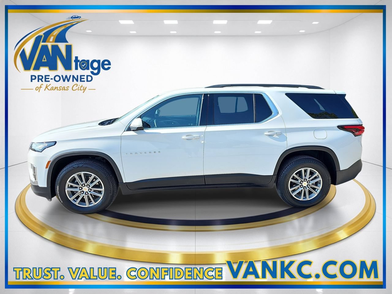 Certified 2023 Chevrolet Traverse LT FWD image 10