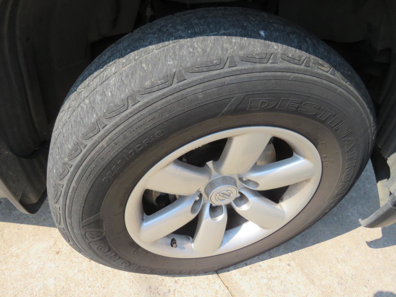 Used 2015 Nissan Armada SV AWD/4WD image 21