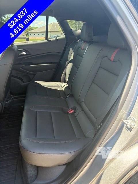 Used 2024 Chevrolet Trax RS w/ Sunroof Package FWD image 27