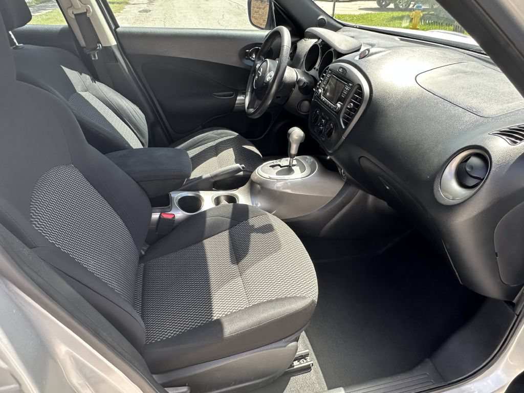 Used 2017 Nissan Juke S FWD image 10