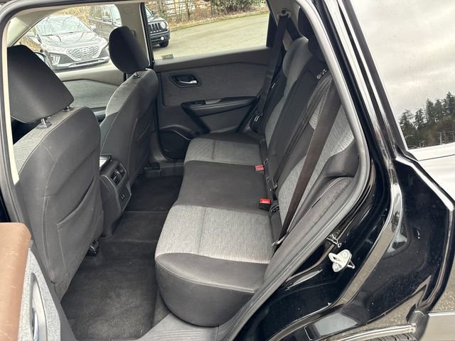 Used 2021 Nissan Rogue SV image 14