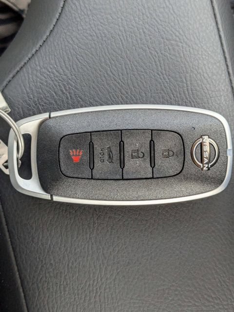 Used 2024 Nissan Versa SV w/ Trunk Package FWD image 24