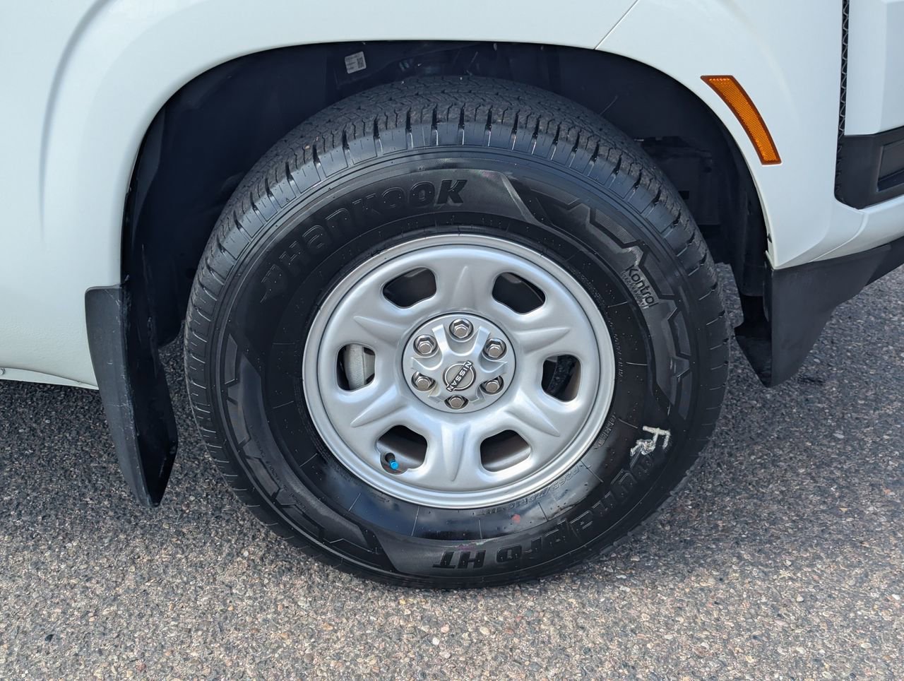 Used 2025 Nissan Frontier S RWD image 10