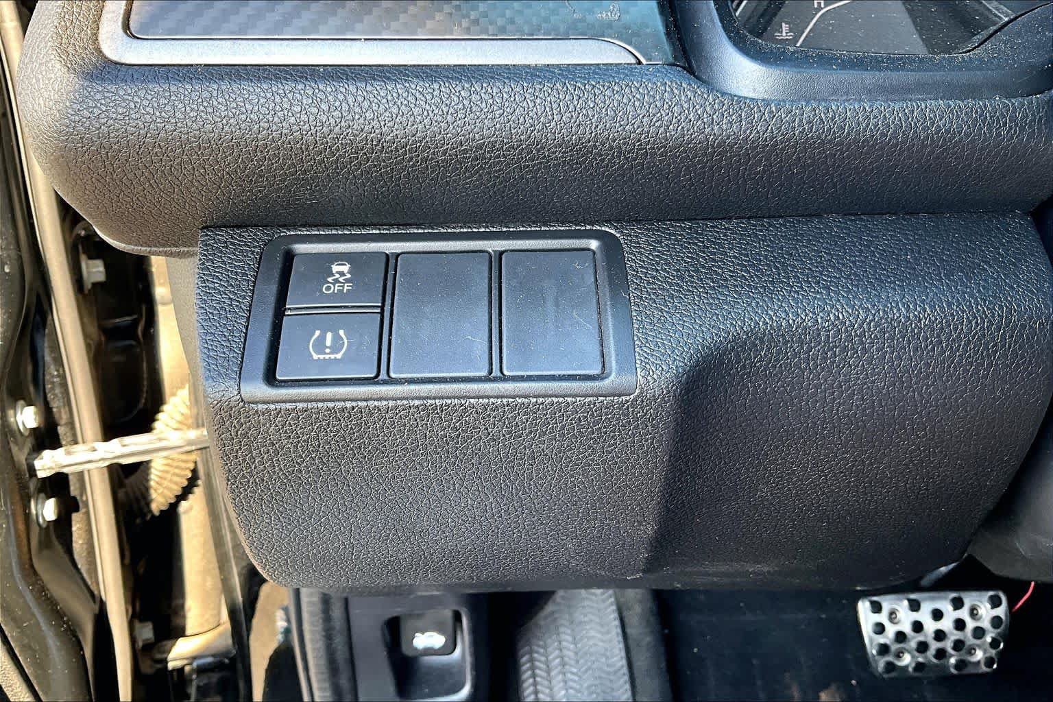 Used 2017 Honda Civic Sport image 34