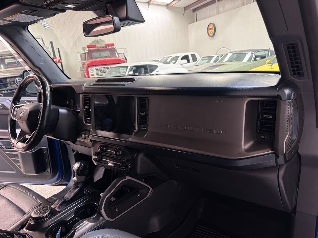 Used 2021 Ford Bronco First Edition AWD/4WD image 40