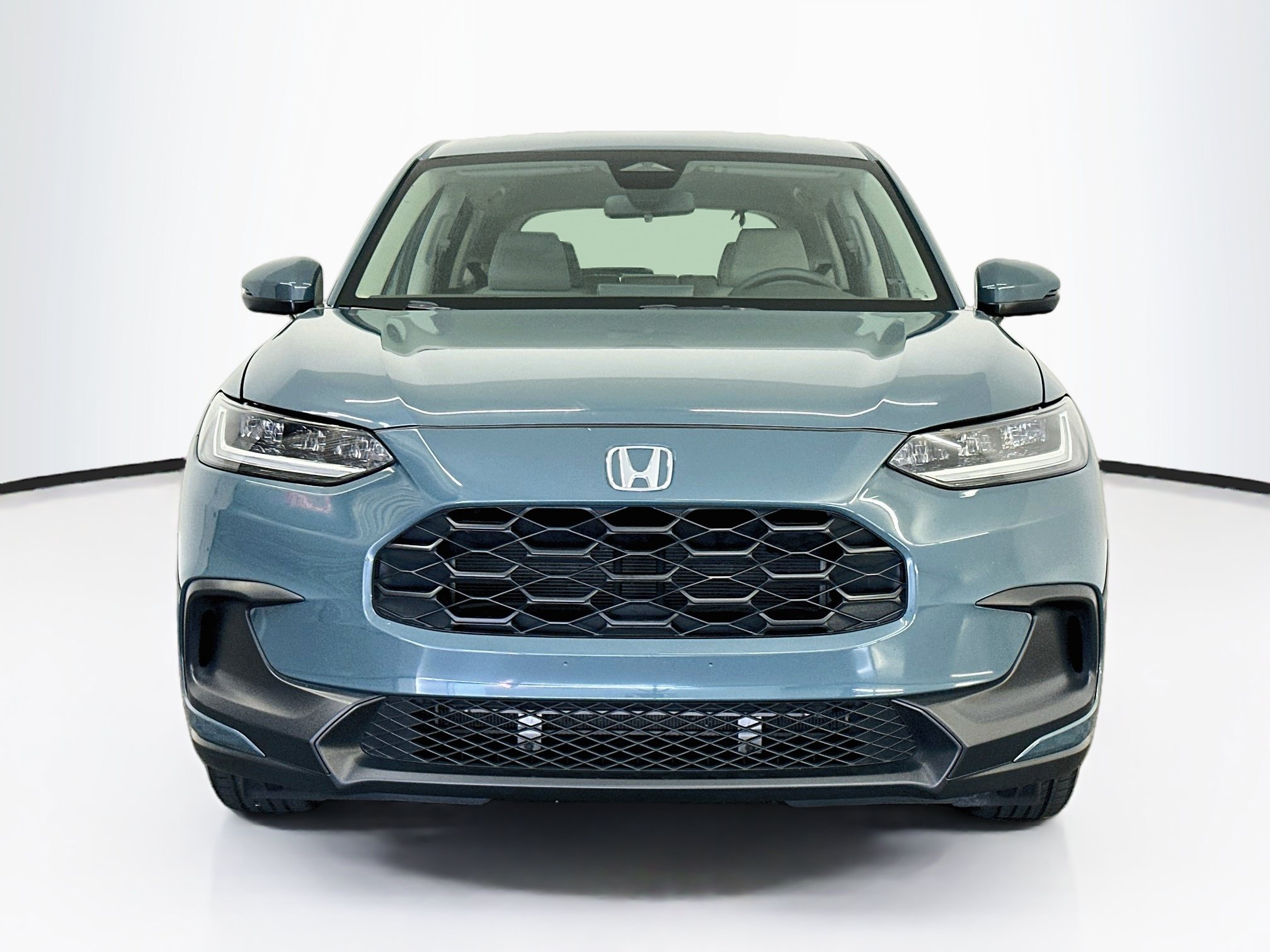 Used 2024 Honda HR-V LX image 2