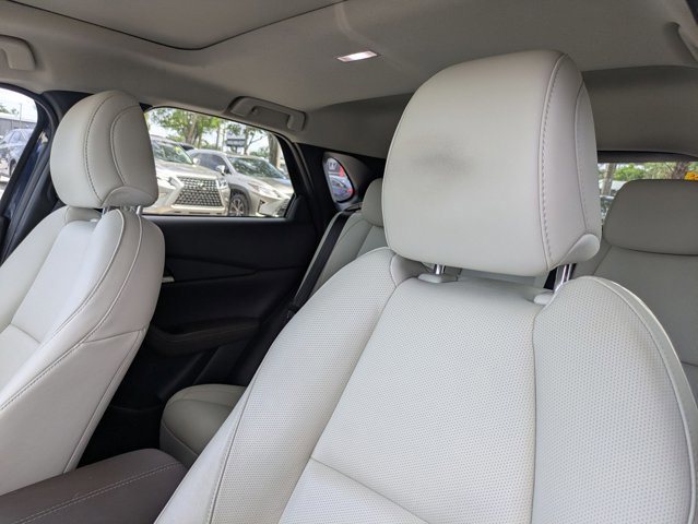 Used 2021 MAZDA CX-30 FWD 2.5 S w/ Premium Package image 5