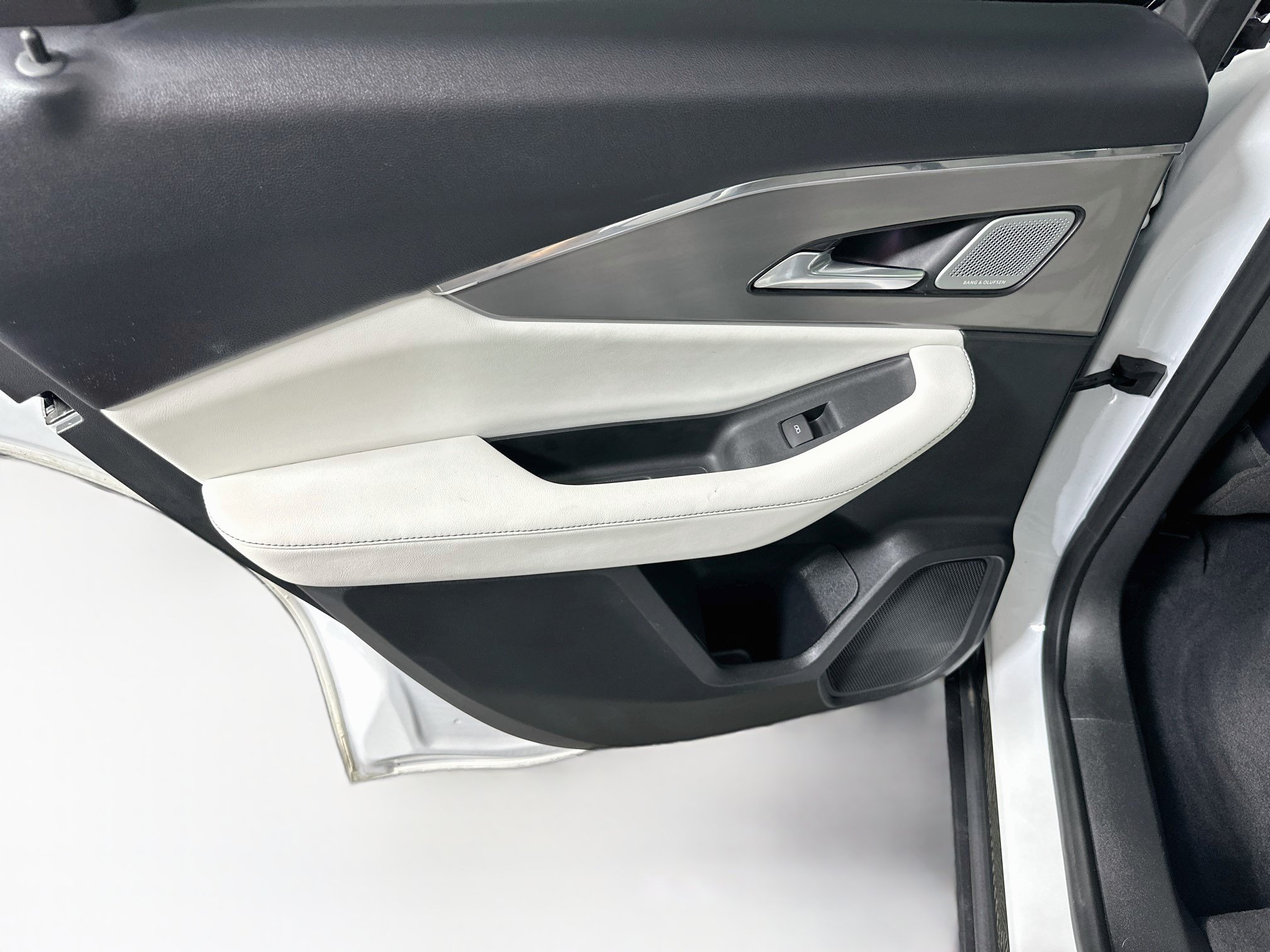 Used 2024 Acura ZDX A-Spec RWD image 26