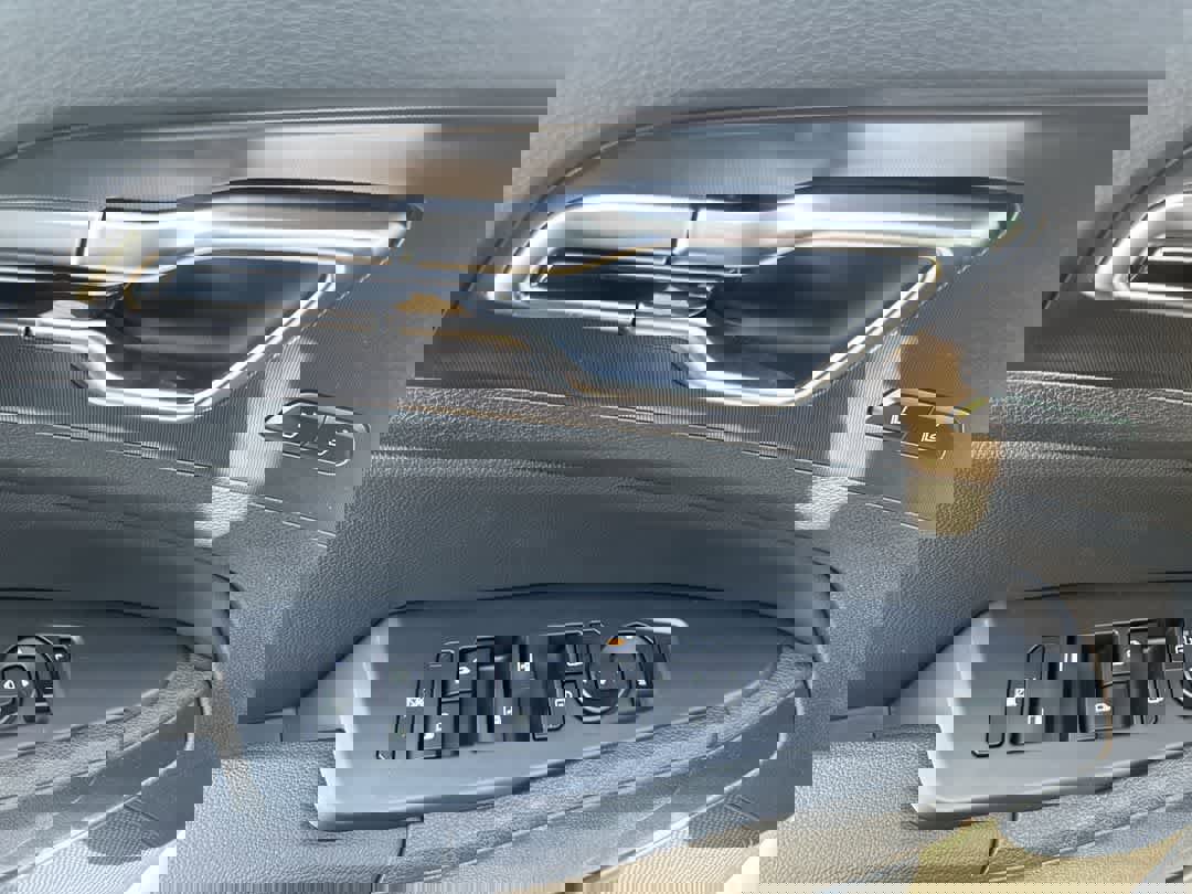 New 2026 Kia Sportage SX image 13