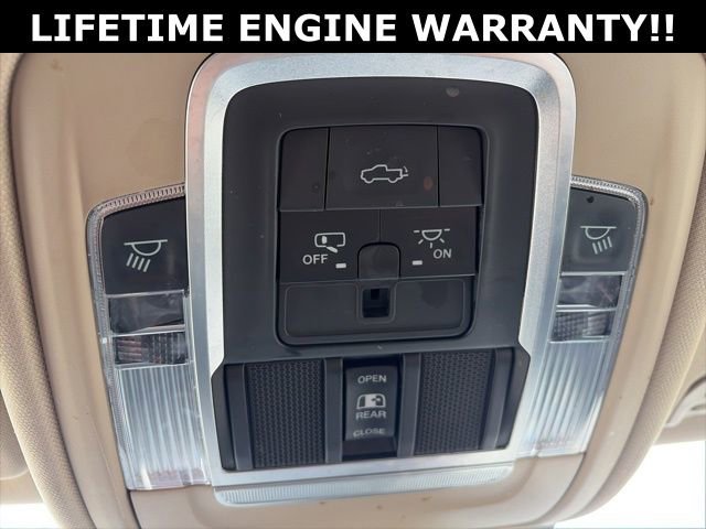 Used 2021 RAM 1500 Laramie AWD/4WD image 32