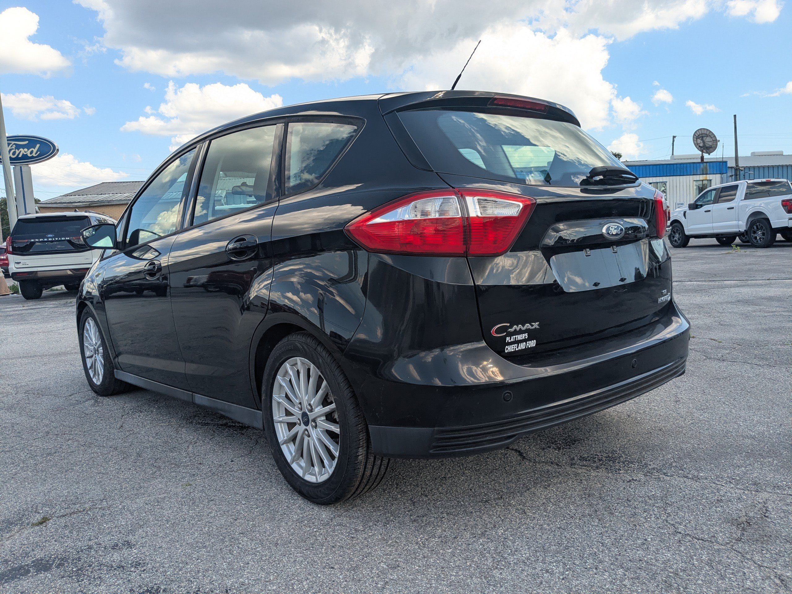 Used 2016 Ford C-MAX SE w/ Equipment Group 201A FWD image 6