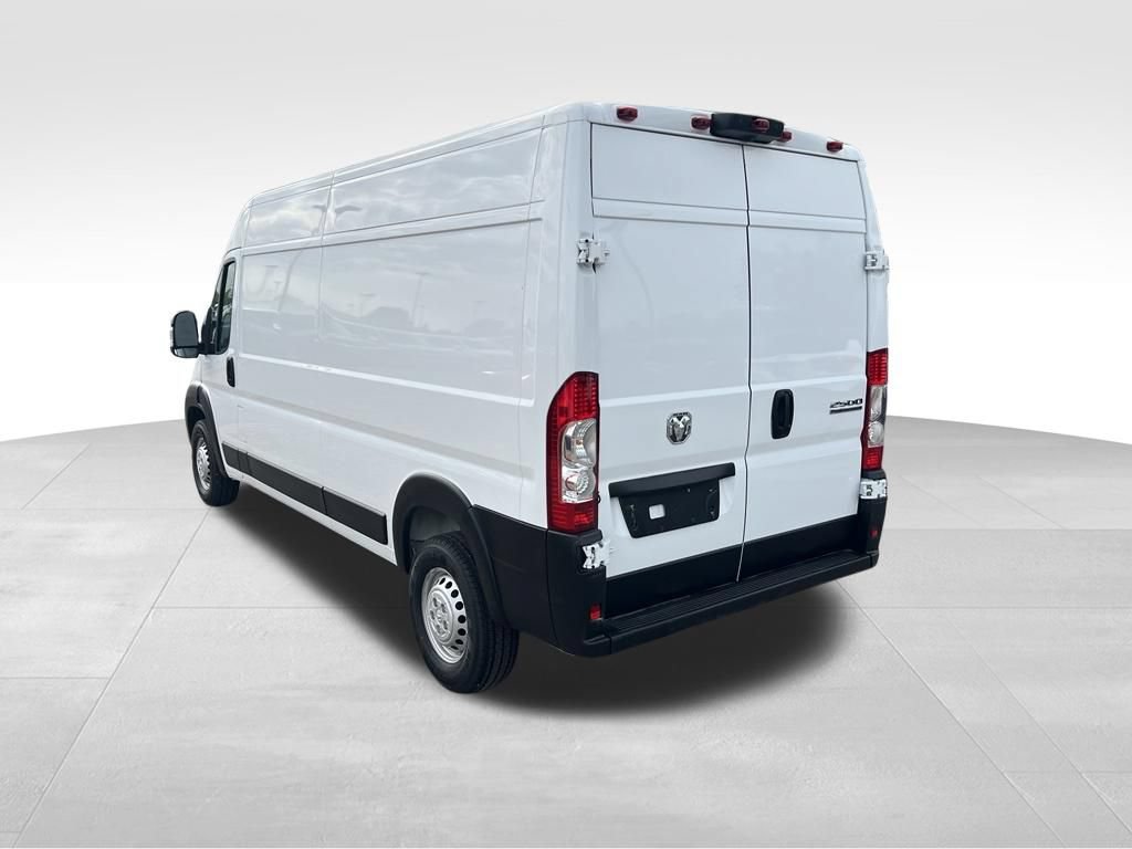 Used 2026 RAM ProMaster 2500 w/ Convenience Group FWD image 4