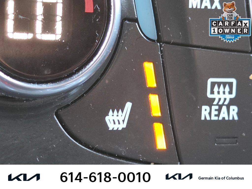 Used 2022 Chevrolet Traverse LT w/ LPO, Blackout Package AWD/4WD image 30