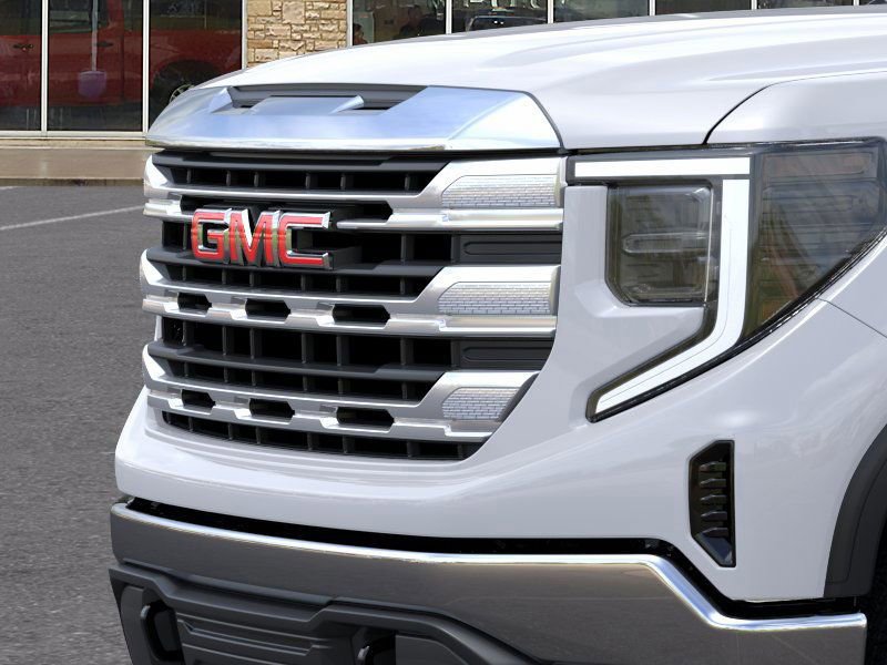 New 2026 GMC Sierra 1500 SLE image 13