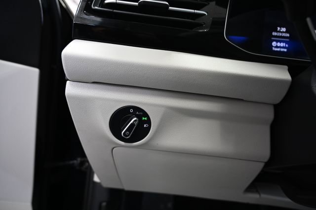 Used 2025 Volkswagen Jetta S image 25