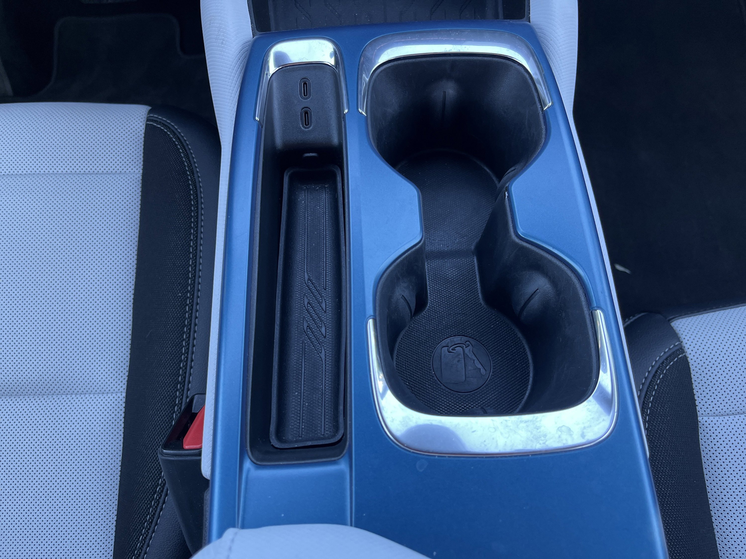 Used 2025 Chevrolet Equinox EV LT image 28