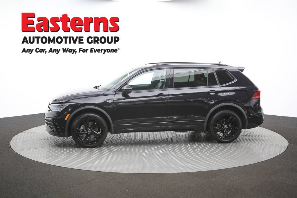 Used 2024 Volkswagen Tiguan SE R-Line AWD/4WD image 46