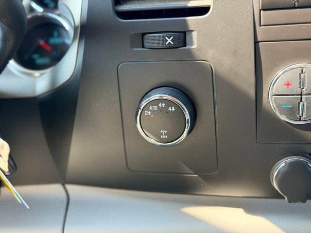 Used 2010 GMC Sierra 1500 SLE AWD/4WD image 12