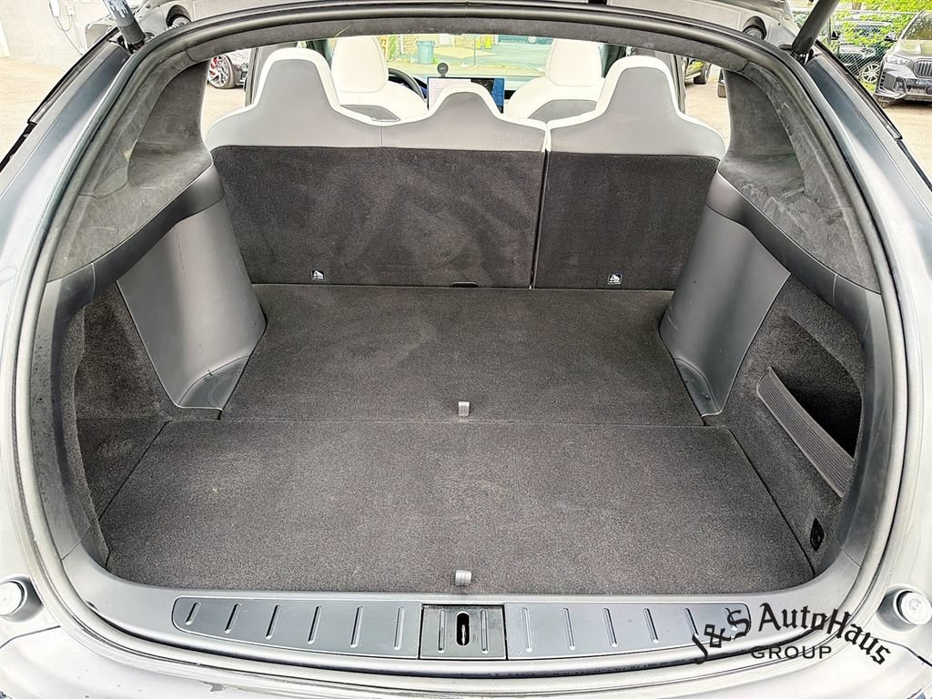 Used 2024 Tesla Model X AWD/4WD image 33