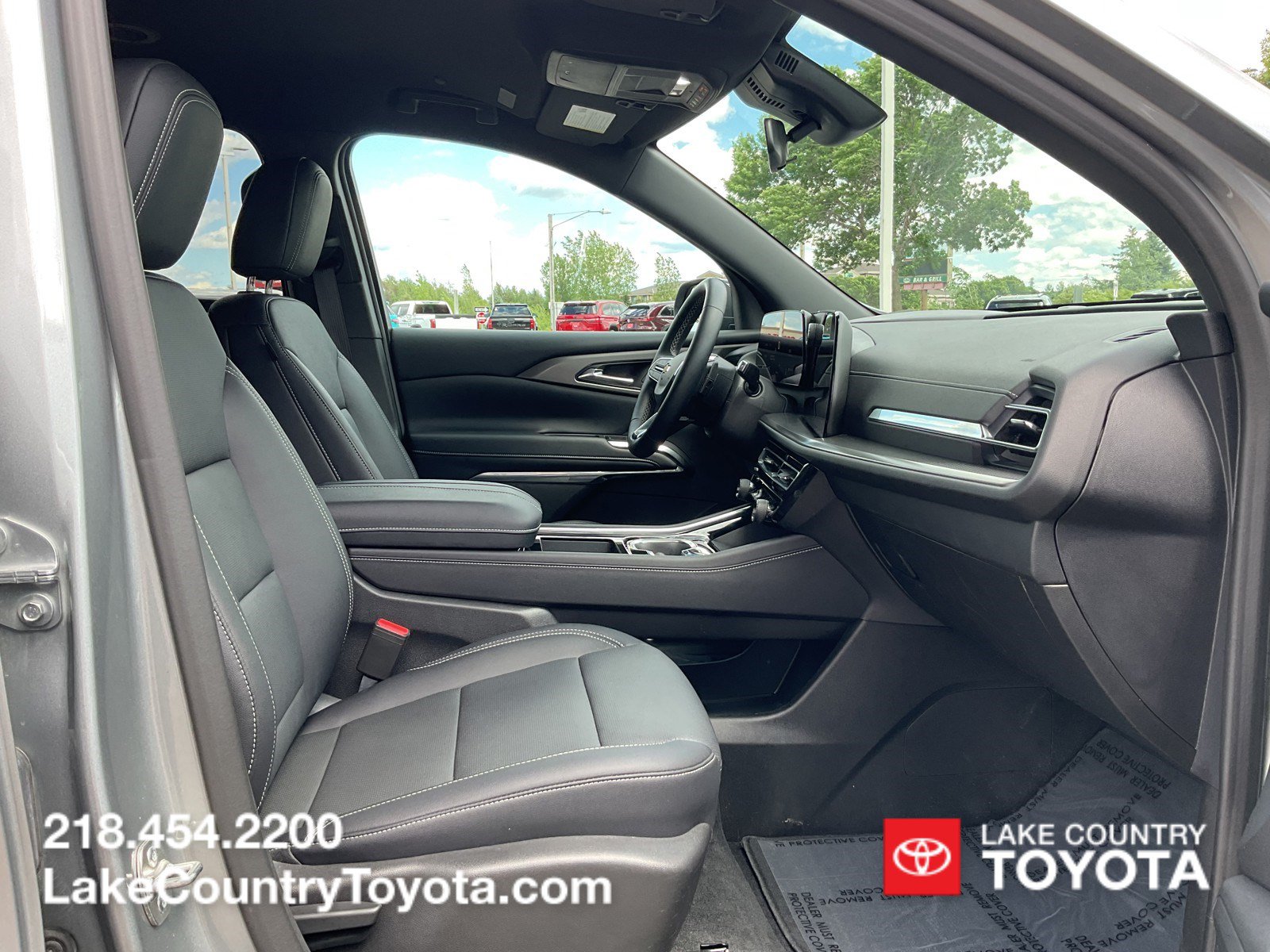 Used 2026 Chevrolet Traverse LT AWD/4WD image 13