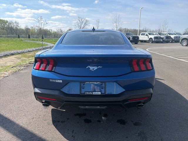 Used 2024 Ford Mustang Coupe RWD image 8