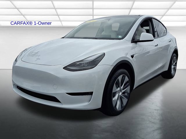 Used 2024 Tesla Model Y Long Range image 3