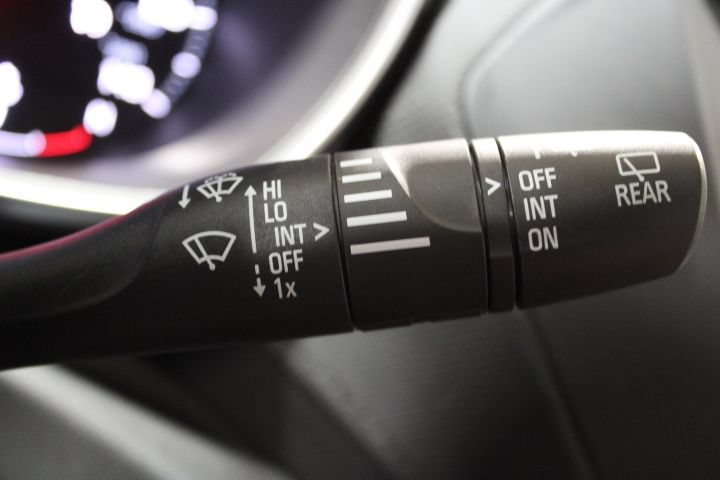 Used 2023 Chevrolet TrailBlazer LS FWD image 39