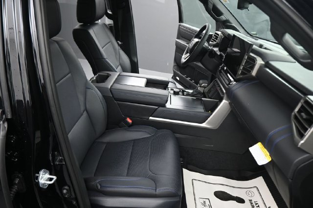 Used 2026 Toyota Tundra Platinum AWD/4WD image 14