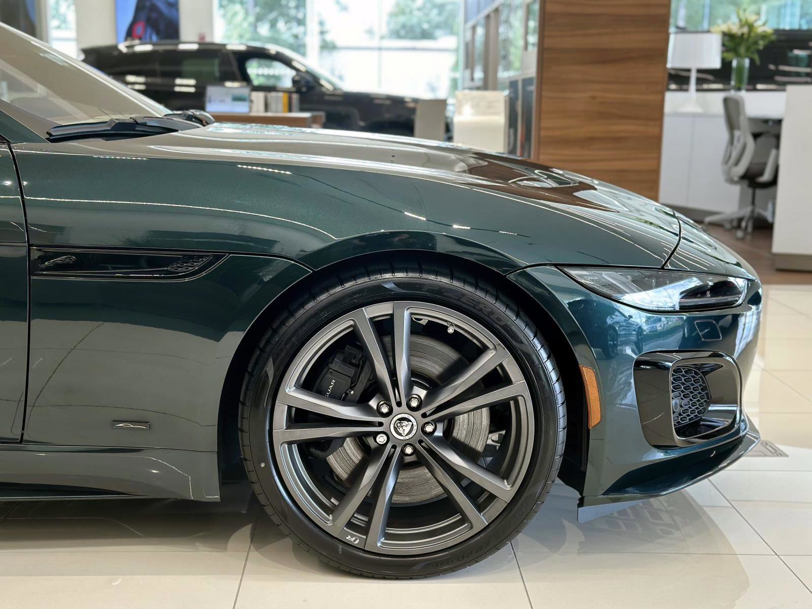 New 2024 Jaguar F-TYPE R image 6