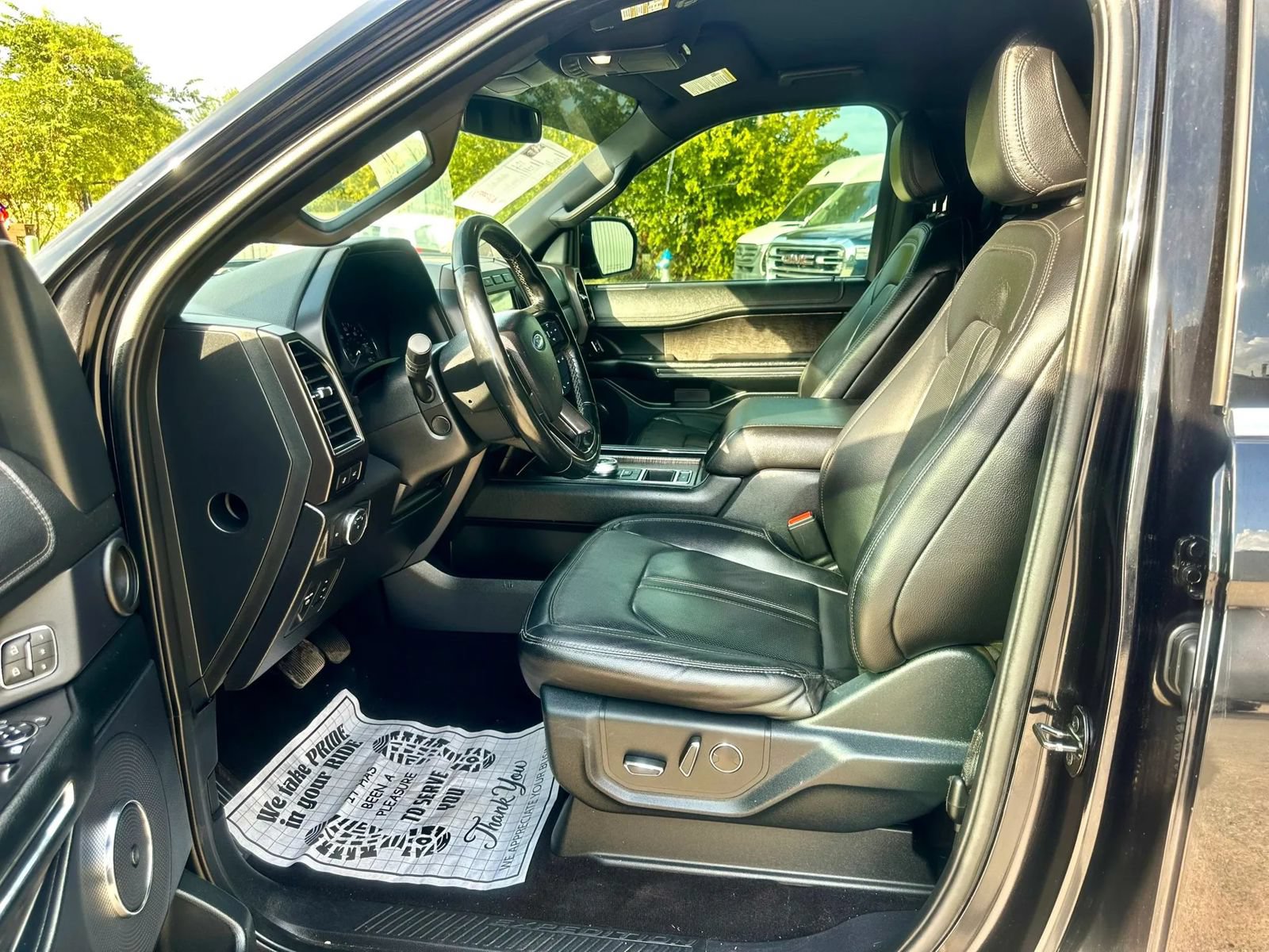 Used 2021 Ford Expedition Limited RWD image 9