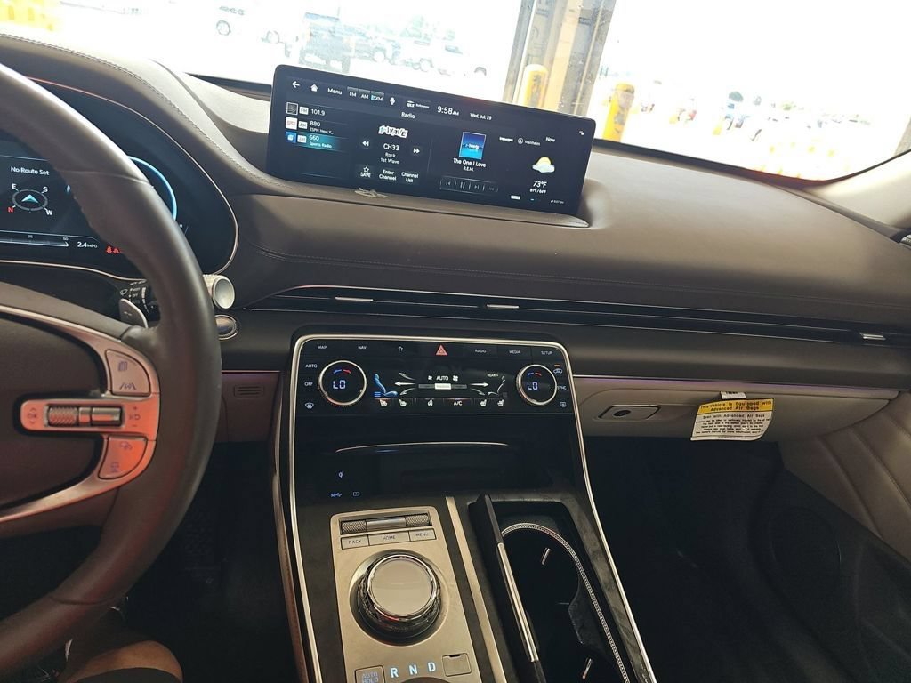 Used 2024 Genesis GV80 2.5T w/ Prestige Package AWD/4WD image 4