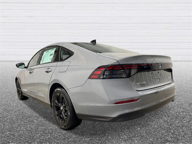 New 2025 Honda Accord SE image 3