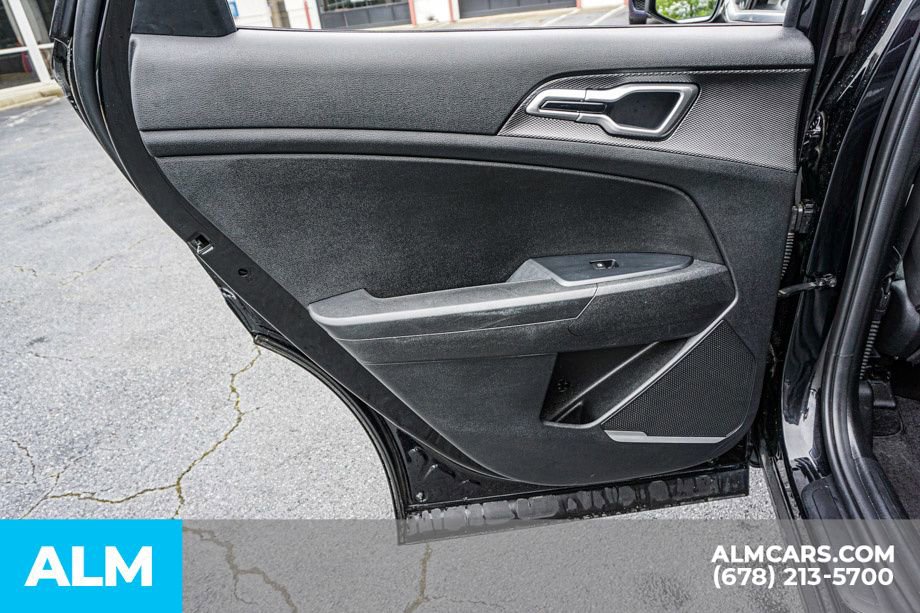 Used 2025 Kia Sportage LX FWD image 46