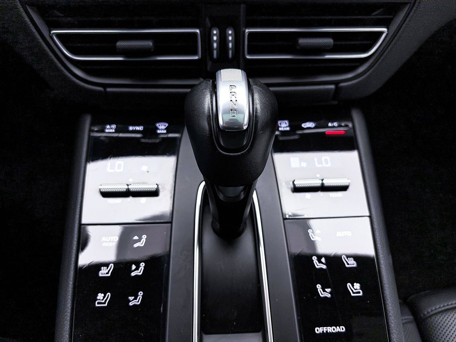 Used 2023 Porsche Macan S AWD/4WD image 35