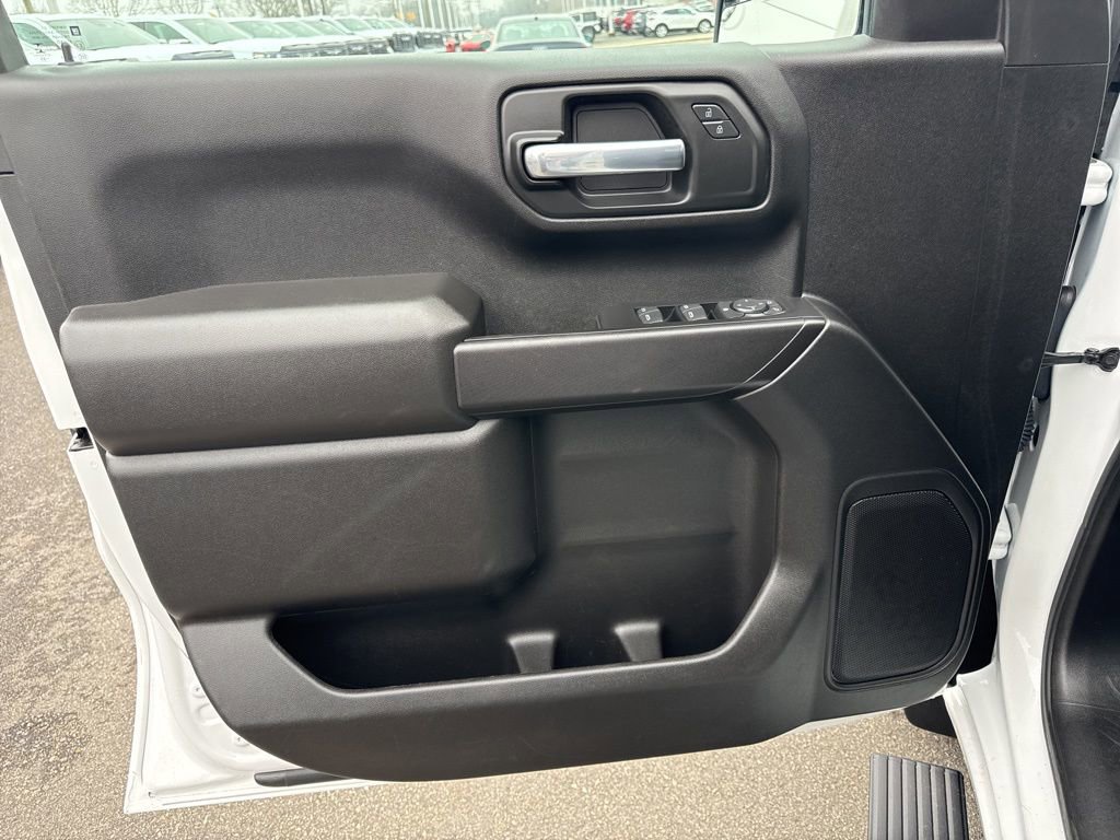 Used 2023 Chevrolet Silverado 1500 Custom image 23