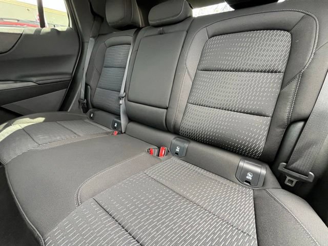 Used 2026 Chevrolet Equinox LT AWD/4WD image 24