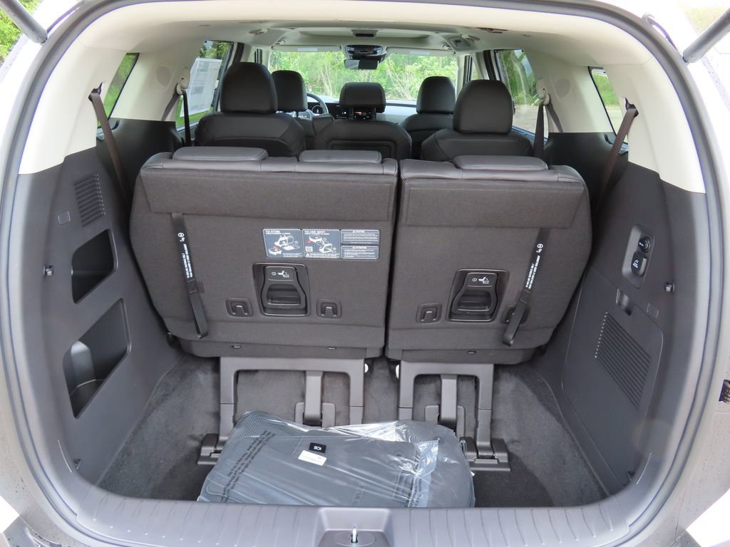 New 2026 Kia Carnival SX Prestige FWD image 19