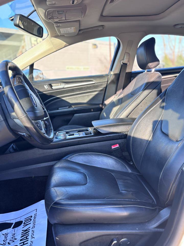 Used 2018 Ford Fusion Titanium AWD/4WD image 5
