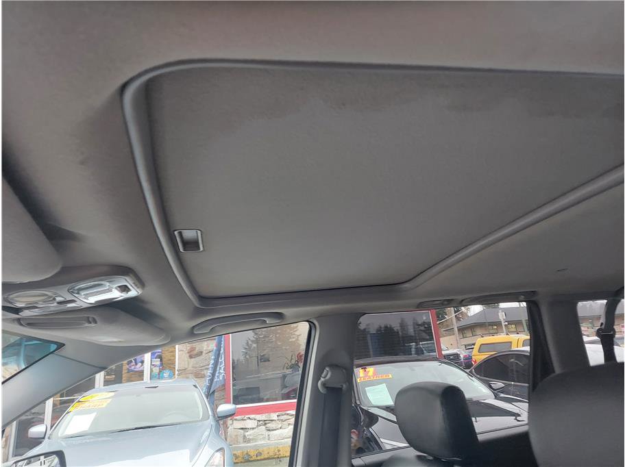 Used 2004 Mitsubishi Endeavor Limited image 3