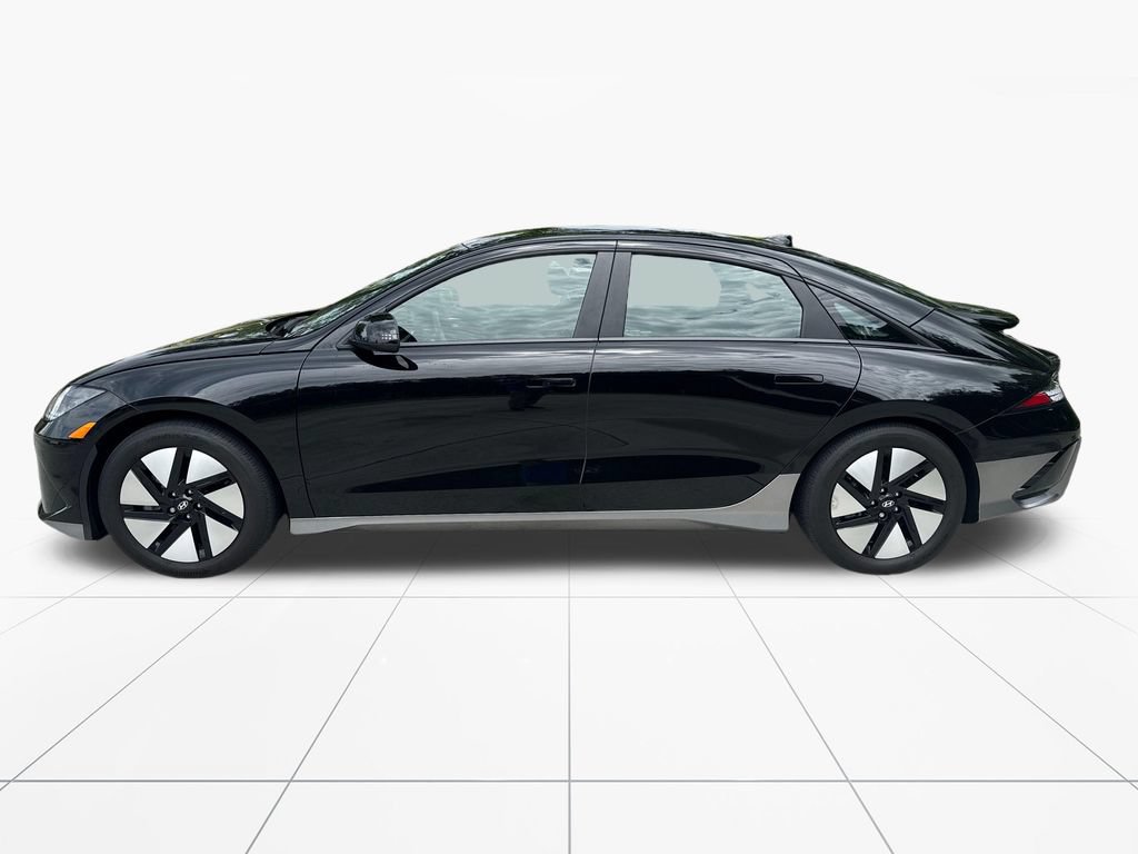 Used 2024 Hyundai Ioniq 6 SE RWD image 4