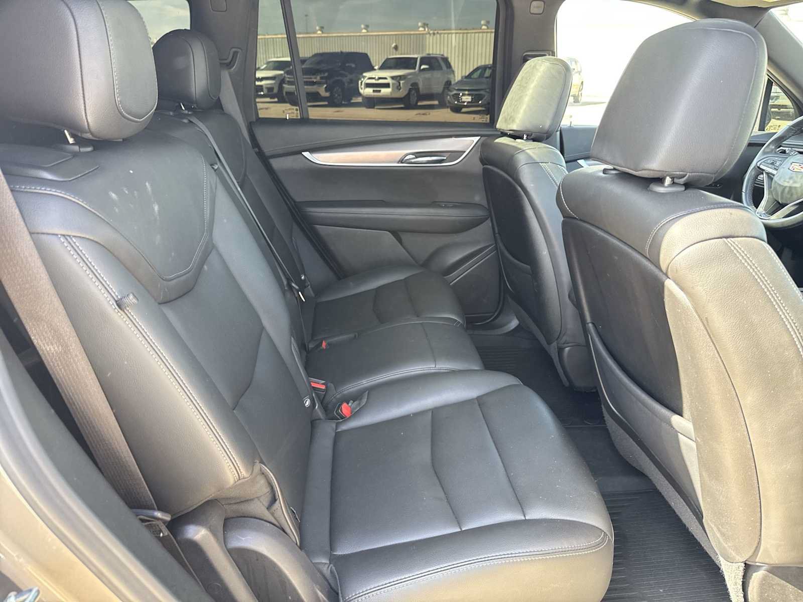 Used 2023 Cadillac XT6 Luxury FWD image 17